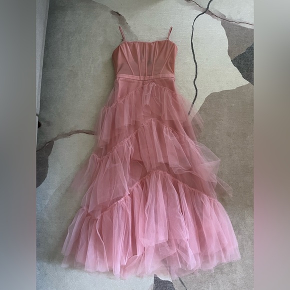 BCBG - Oly Tiered Ruffle Tulle Evening Gown, Bridal Rose - Picture 4 of 9